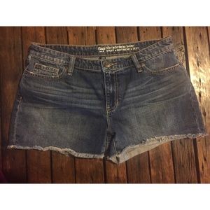 Gap Sexy Boyfriend Shorts sz 10/30